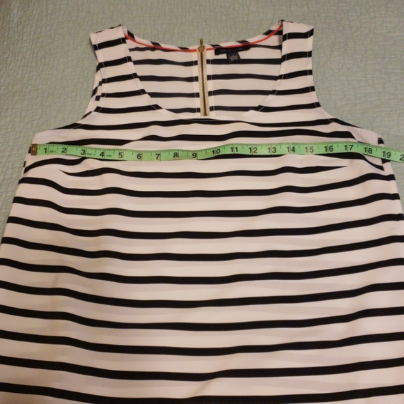 Tommy Hilfiger black/white striped blouse size M - Picture 4 of 5